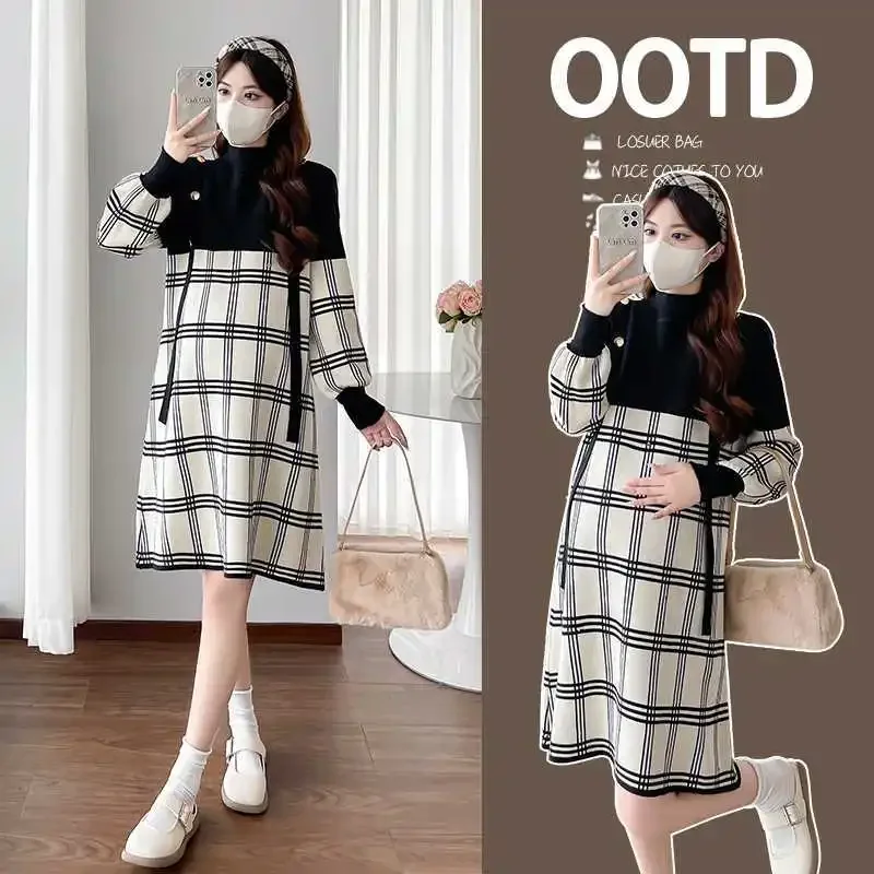 Осенне-зимнее стильное платье для беременных свободного покроя в клетку