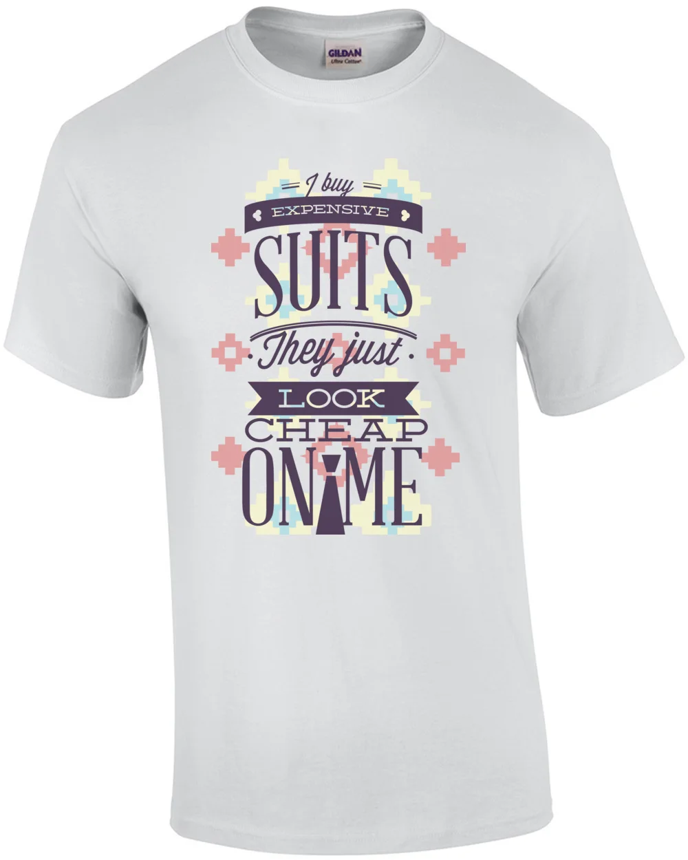 Я купил дорогие костюмы они просто выглядят дешево на мне футболке