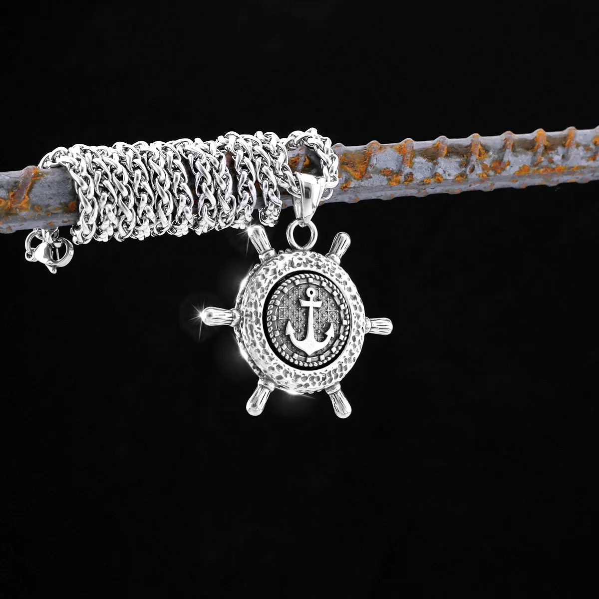 

Vintage Men's Compass Clock Viking Necklace Fashion Stainless Steel Scandinavian Amulet Pendant Jewelry Party Free Shipping