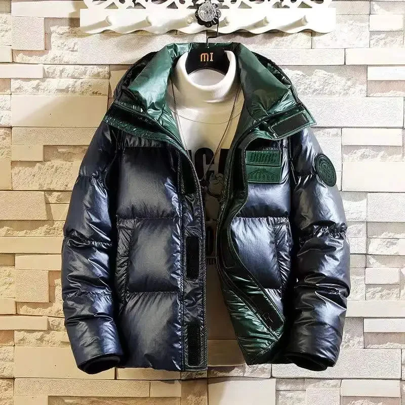 

2022 New Winter Coat Down Jacket Men's Korean Version Trend Hooded Handsome Short Section Light Winter Men's Bright Face