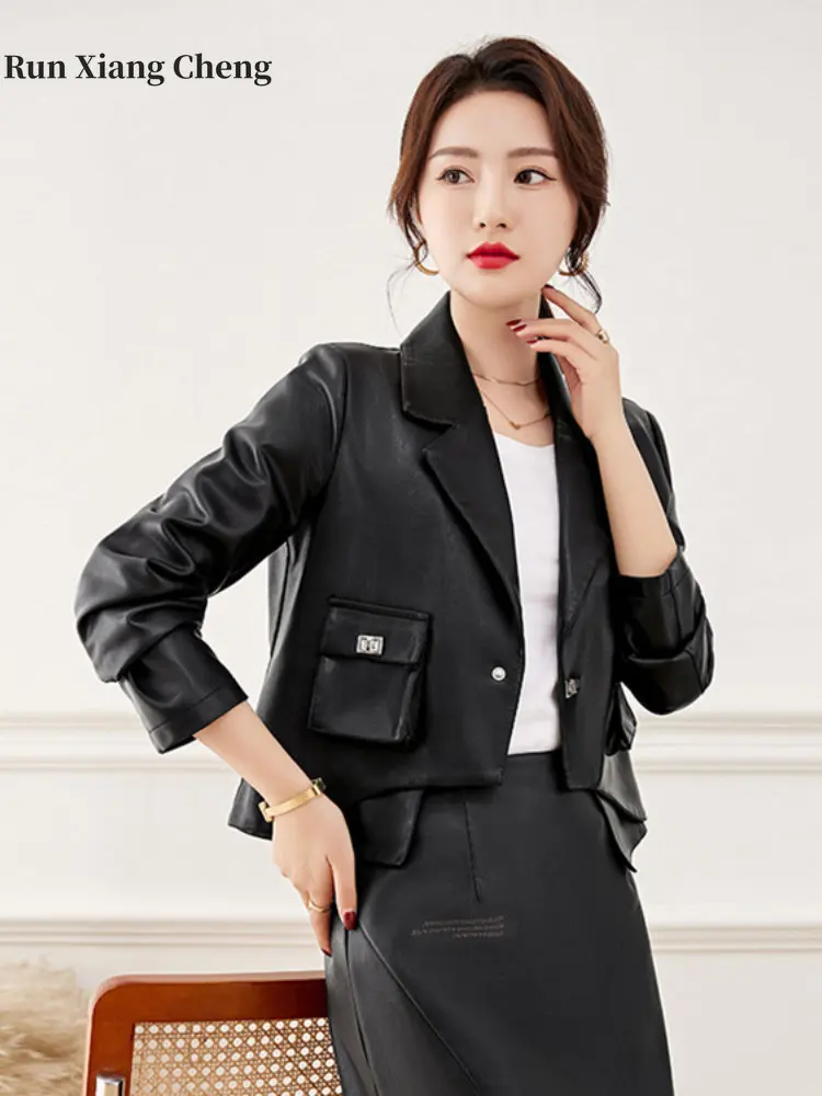2023 Autumn Short Faux Leather Jacket Women's High-end Korean Slim-fit Overcoat Tailored Collar Elegant Comfy Commuter Style Top