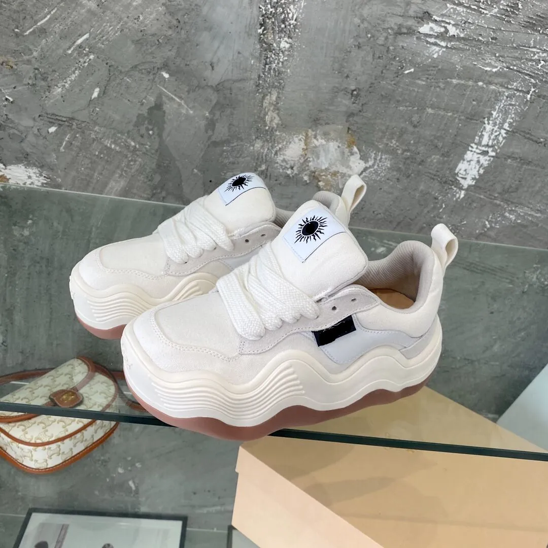 New style lovers thick soled sponge cake big wave bread shoes women canvas shoes square head lace sports casual shoes platform