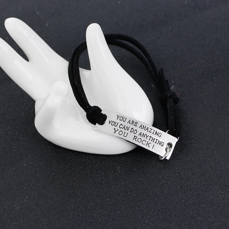 Pep Talk надпись «Вы удивительны можете сделать что угодно» регулируемые браслеты с черным кожаным браслетом ювелирные изделия подарок для лучших друзей Pep Talk надпись «Вы удивительны можете сделать что угодно» регулируемые браслеты с черным кожаным браслетом ювелирные изделия подарок для лучших друзей