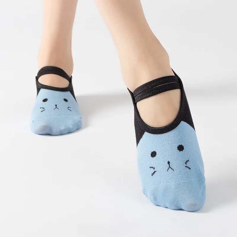 

Cute Cat Yoga Socks Women's Non-Slip Ballet Dance Sock Silicone Yoga Socks Ladies Pilates Cotton Sports Socks