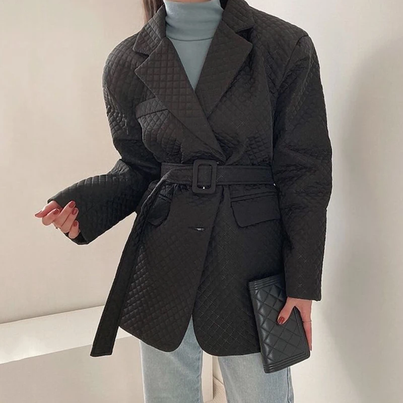 2021  Women's Autumn and Winter Jacket Geometric Three-dimensional Diamond Loose Suit Retro Lapel Lining Cotton Jacket with Belt