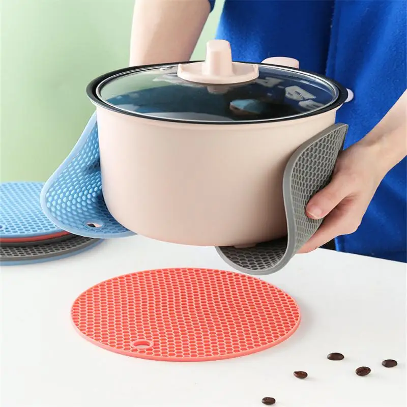 

Kitchen Table Mats Nordic Silicone pad Non-Slip heat-resistant pan pad Bowl Dish Cup Casserole Mats Household Accessories