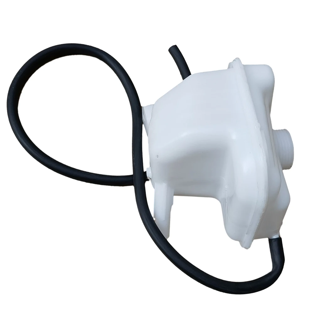 

Perfect Fit Coolant Expansion Reservoir Tank for Nissan Qashqai J10 2007 2014 Enhance Performance and Reliability!