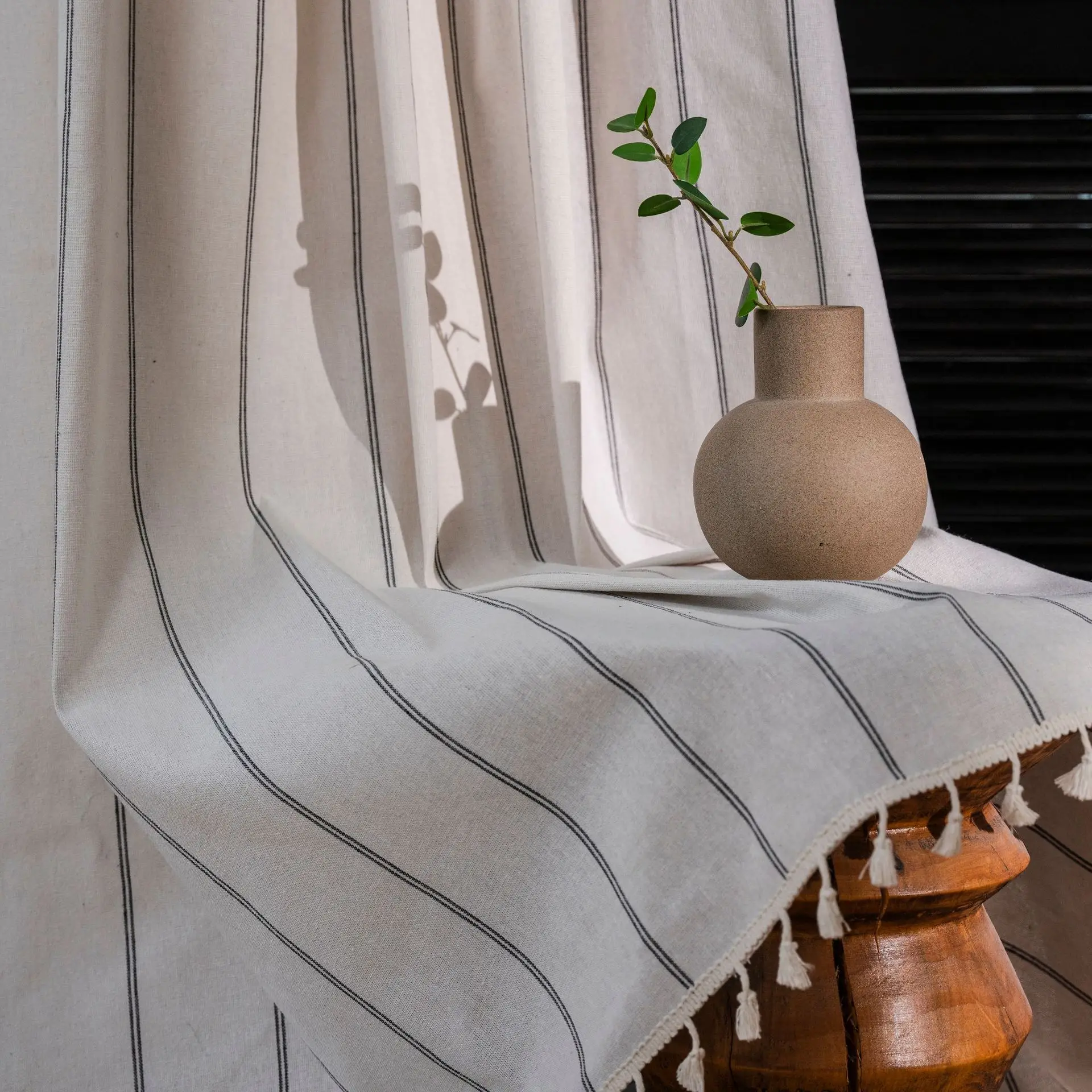 Полосатые занавески с кисточками полузатемняющие шторы в пасторальном стиле