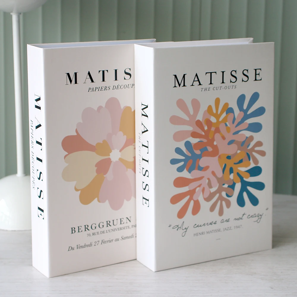 Цветные поддельные книги для украшения в стиле отпуска журнальный столик