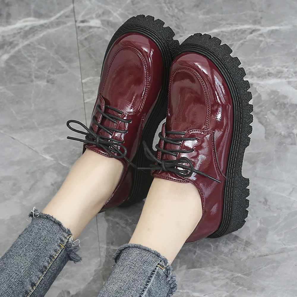 

Work shoes Female black non-slip waterproof spring summer students all-match suit breathable tooling soft soled small leather sh