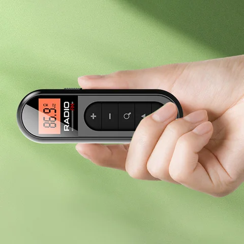 Мини-карманное FM-радио, 76-108 МГц, маленькое радио с подсветкой, ЖК-дисплей, разъем для наушников 3,5 мм для занятий спортом, туристическим руководством