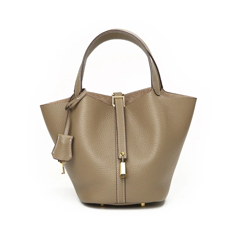 

Leather Fashion Handbag For Women Simple Large Capacity Bucket Bag