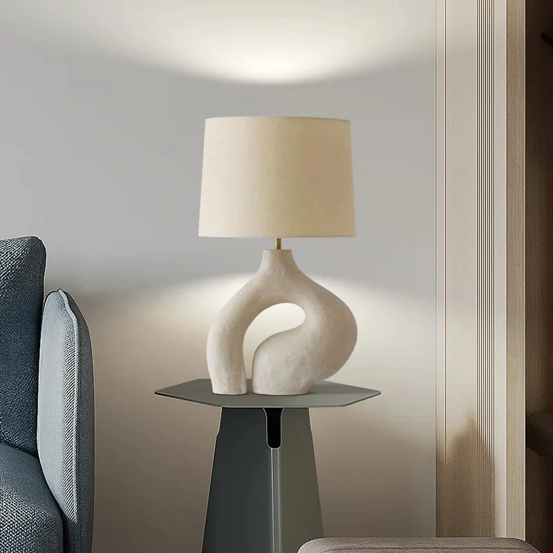 

Домашний декор, полимерная Настольная лампа для спальни, гостиной, прикроватная тумбочка, лампы с абажуром из промытой белой ткани, традиционная прикроватная лампа