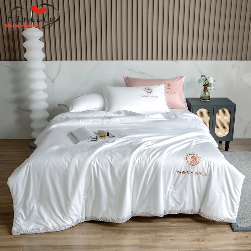

Comfortable Pink Embroidered Down Quilt Summer Blanket Bedroom Queen Couple Bed Quilt King Bed Household Bedding Set