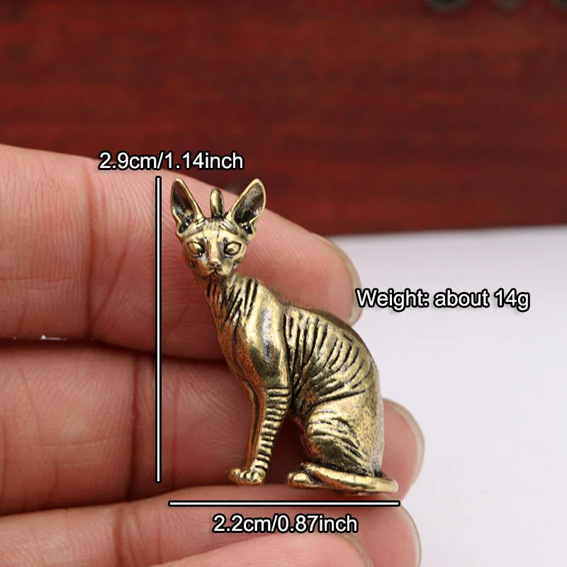 

Статуэтка из латуни кошки