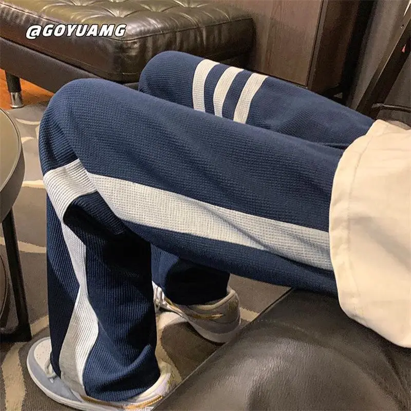 Рисунок 2 - Повседневные штаны для мужчин и женщин