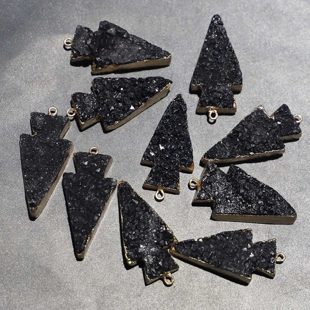 Natural Stone Black Crystal Teeth Cluster Arrow Necklace Pendants Ruggedly Fashion Charms DIY Jewelry Accessories Wholesale 6Pcs