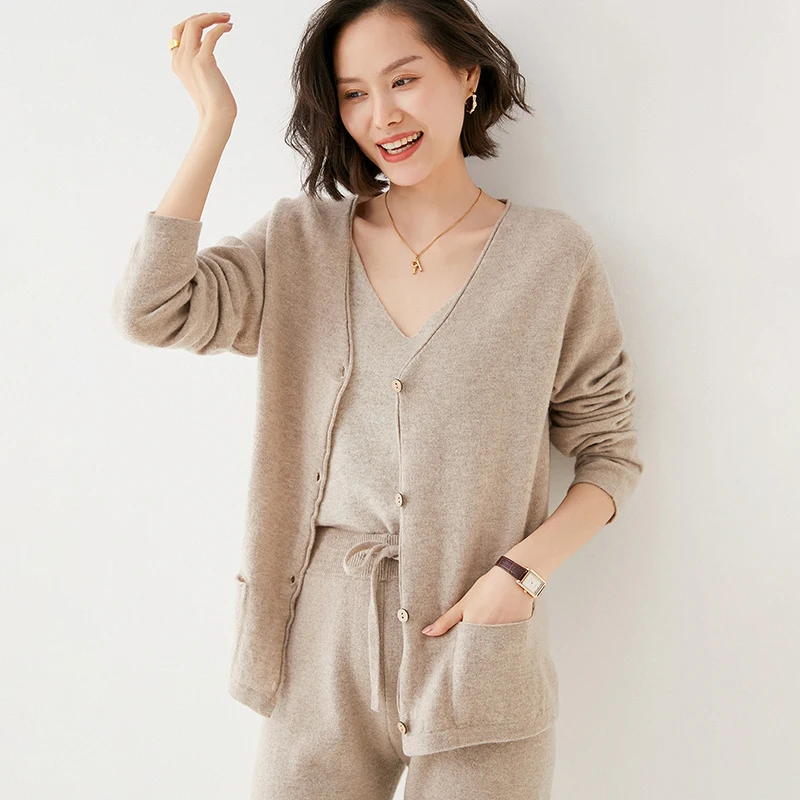 

Женский короткий кардиган, новый стиль весна-осень 2022, универсальный жакет-рулон с V-образным вырезом, вязаный свободный свитер, новинка