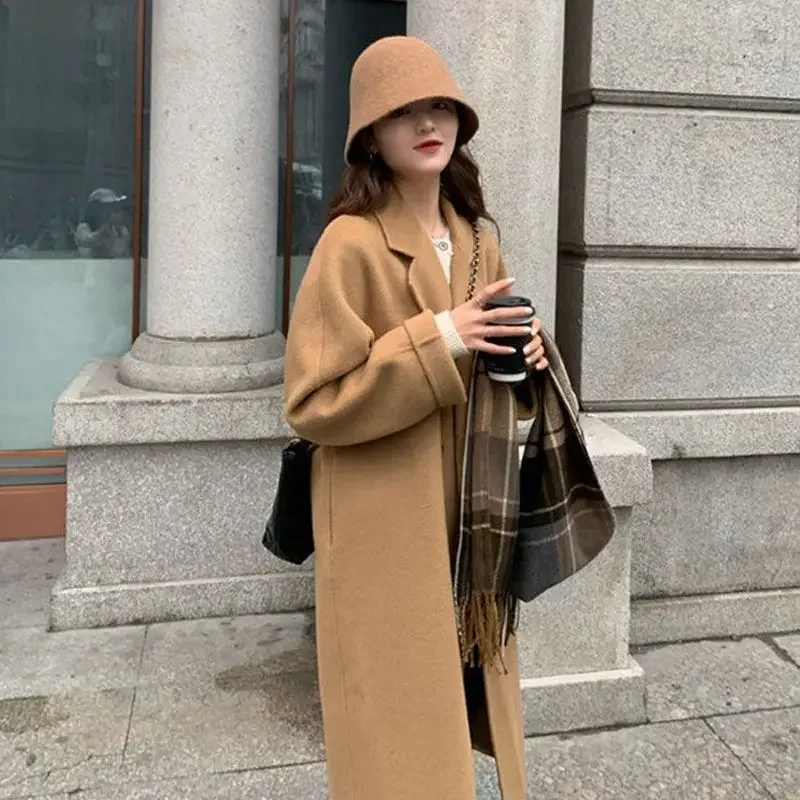 Элегантная утепленная шерстяная куртка для женщин средней длины осенне-зимнее