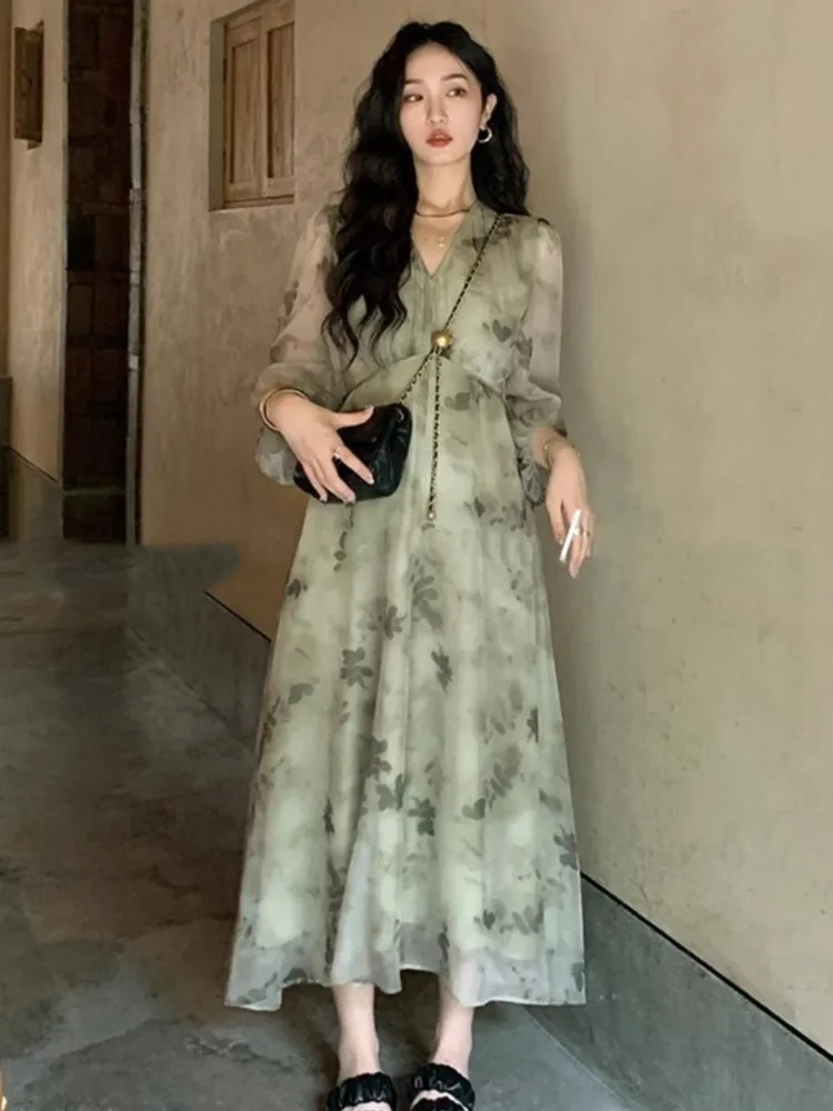 

Женское приталенное платье средней длины, элегантное винтажное платье-трапеция с принтом и V-образным вырезом, французская одежда на лето и осень