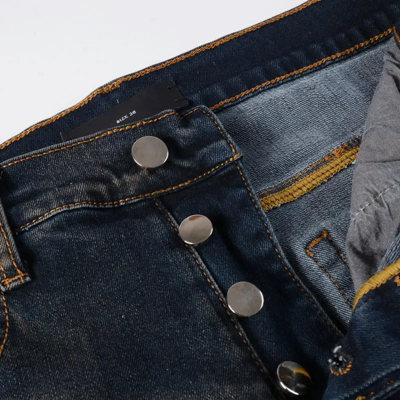 Рисунок 6 - Джинсы мужские Стрейчевые в стиле ретро