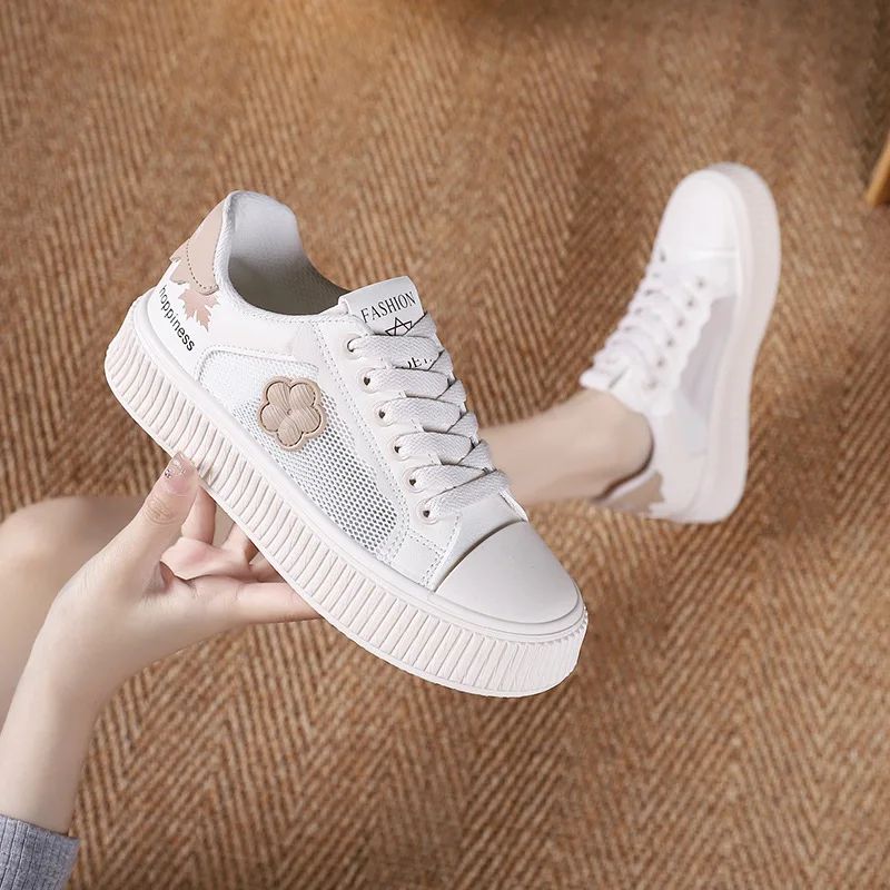 Summer Women's Shoes 2023 New Mesh Breathable Casual Shoes Comfortable Sports Shoes White Vulcanized Shoes