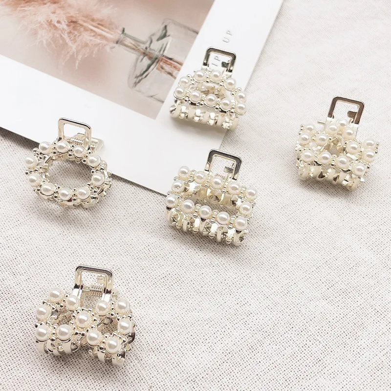 

Fashion Women Metal Hair Claws Girls Hair Accessories Pearls Hair Clips Flower Barrettes Headwear Mini Round Claw Crab Hairpins