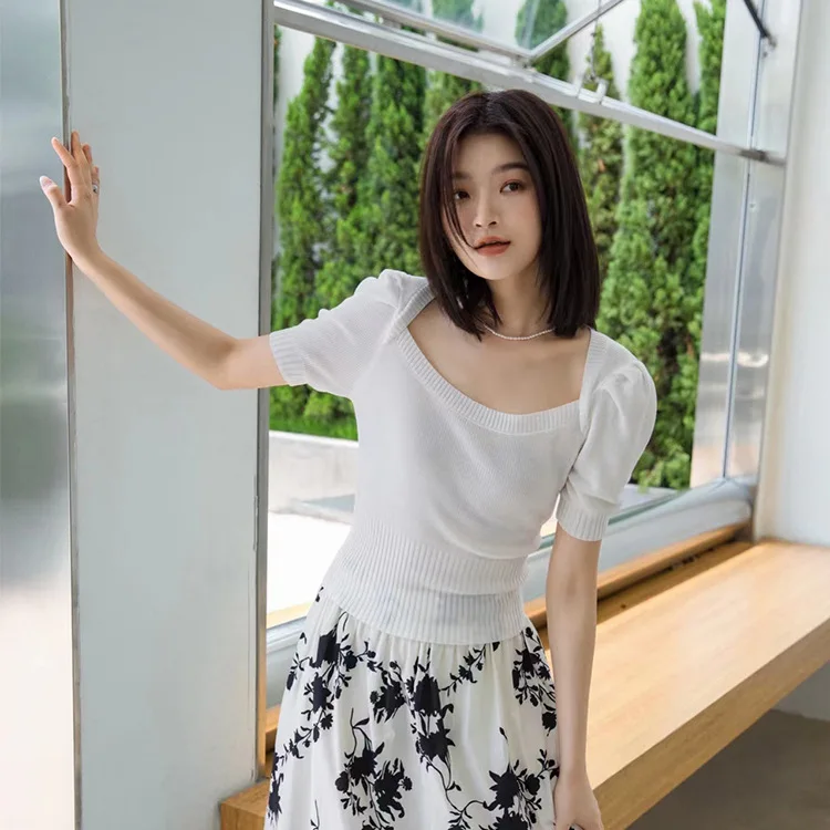 

2022 Square Neck Solid Color Top Summer New Casual Short Sleeves grey