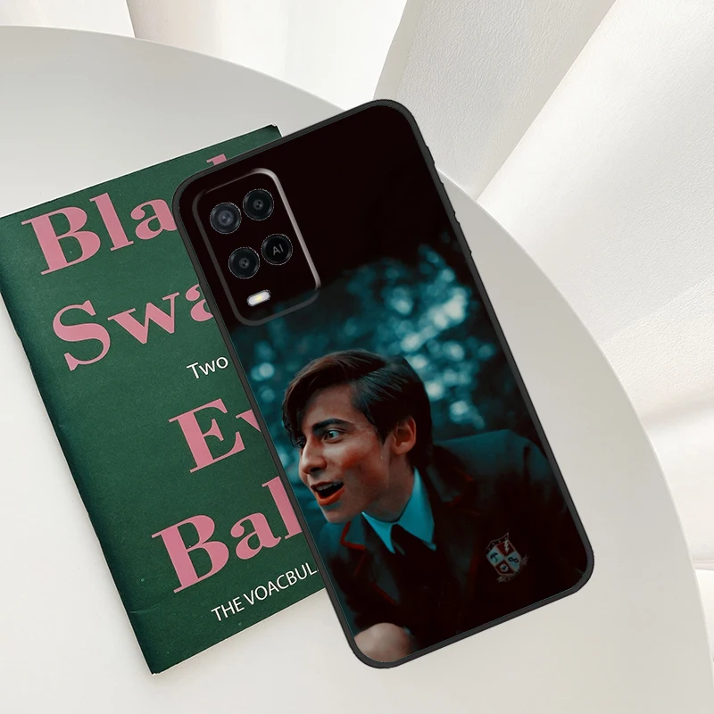 Чехол Umbrella Academy Five Aidan для Oppo A78 A58 A98 A5 A9 A91 A15 A16 A17 A52 A72 A76 A96 A74 A94 A54 S A57 A77 Cover