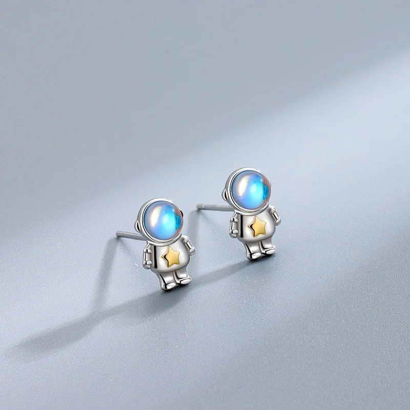 

Cute Astronaut and Star Earrings for Women Moonstone Ear Stud Alloy Creative Design Piercing Fashion Jewelry Pendientes Mujer