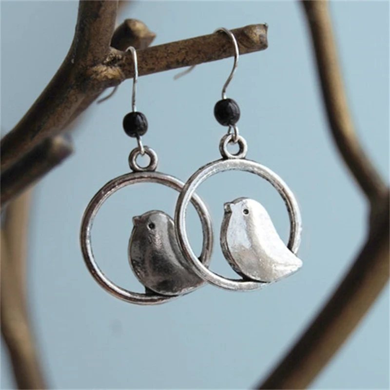 

Creative Retro Silver Color Resting Bird Lady Cute Niche Earrings Business Party Banquet Travel Wedding Anniversary Gift Jewelry