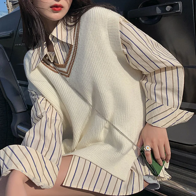 

Женский трикотажный жилет с V-образным вырезом, в стиле колледжа