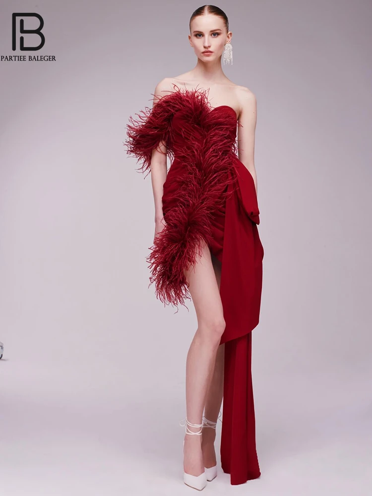 

Летнее женское платье без рукавов, без бретелек