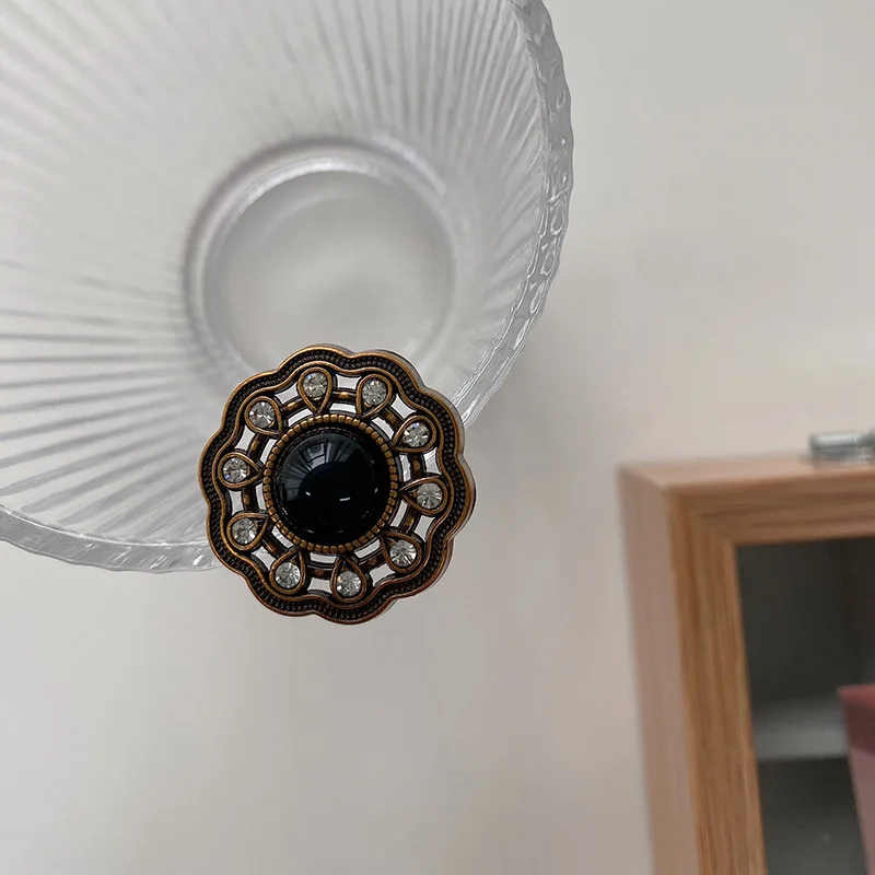 

Flower Metal Buttons For Crafts Coats Needlework Accessories Clothing Sewing Embellishment Apparel Diy Replacement 6pcs 2022sale