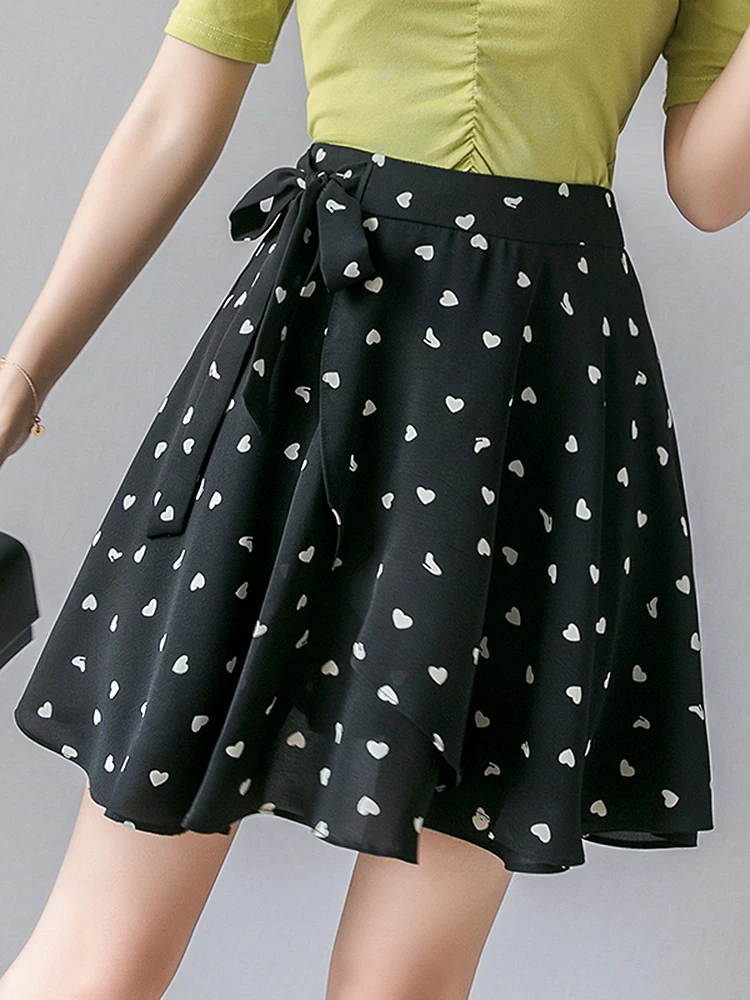 

BETHQUENOY Fashion Summer Clothes For Women 2022 Black Heart Shape Print Chiffon Mini Skirts High Waisst Tie Bow Casual Skirt