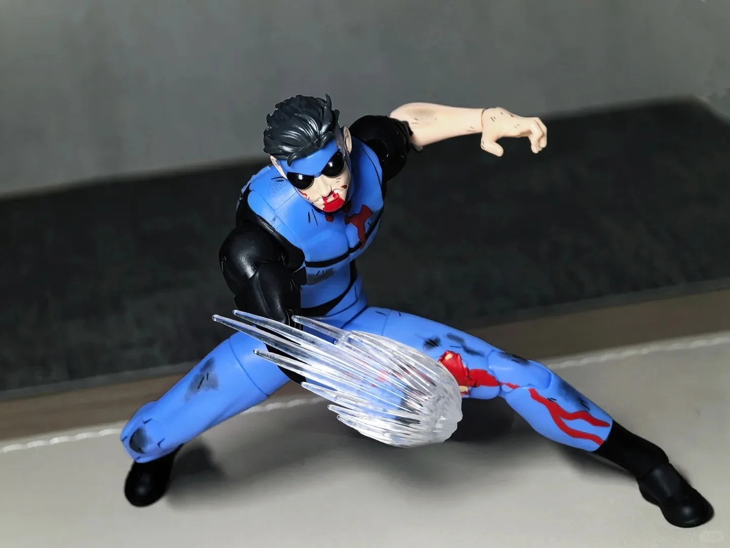 Коллекционная подвижная фигурка Jada Invincible Mark Battle Damaged Sdcc Limited Edition для взрослых коллекционеров (art.: 3920dc9d0273c) - 3920dc9d0273c