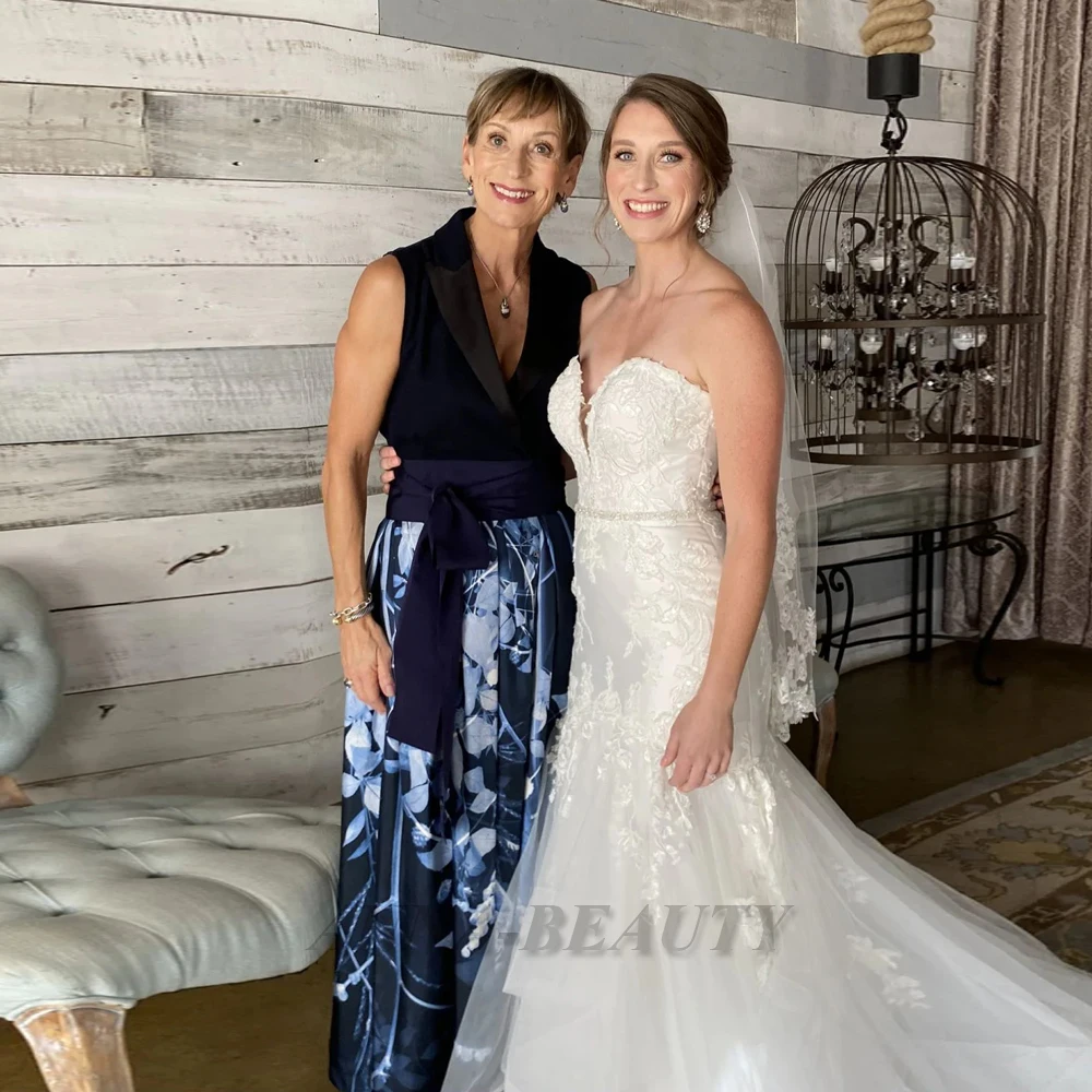 

Anna Classic Wedding Gown For Bride Sleeveless Sweep Train Appliques Lace Sweetheart Belt Button Vestidos De Novia Brautmode