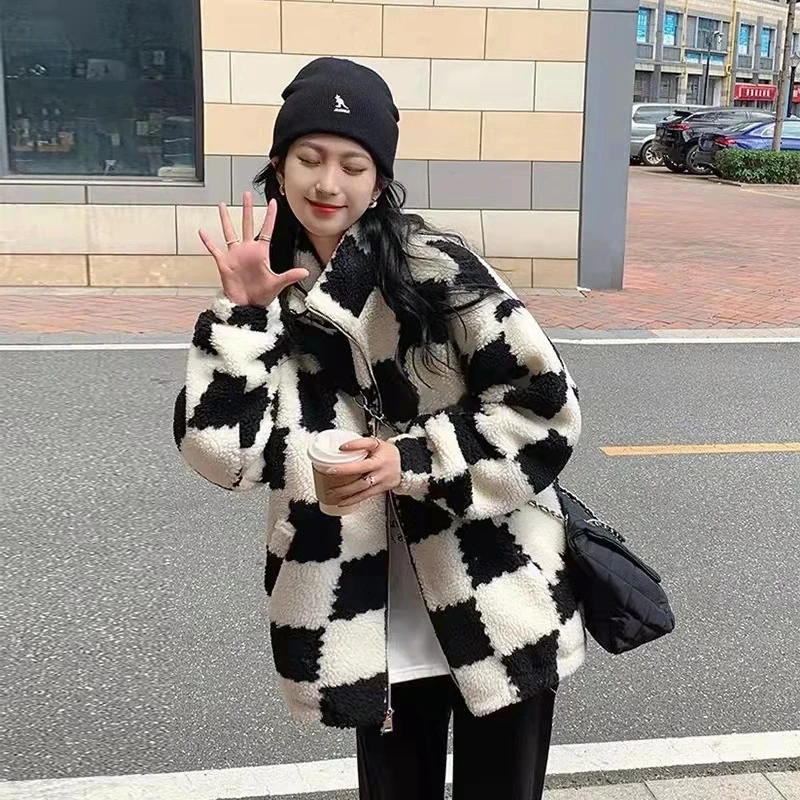 

Женское пальто из овечьей шерсти, на осень и зиму