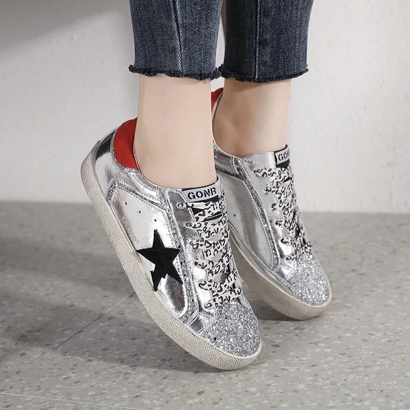 Кроссовки из натуральной кожи маленькие грязно-белые модные Универсальные для