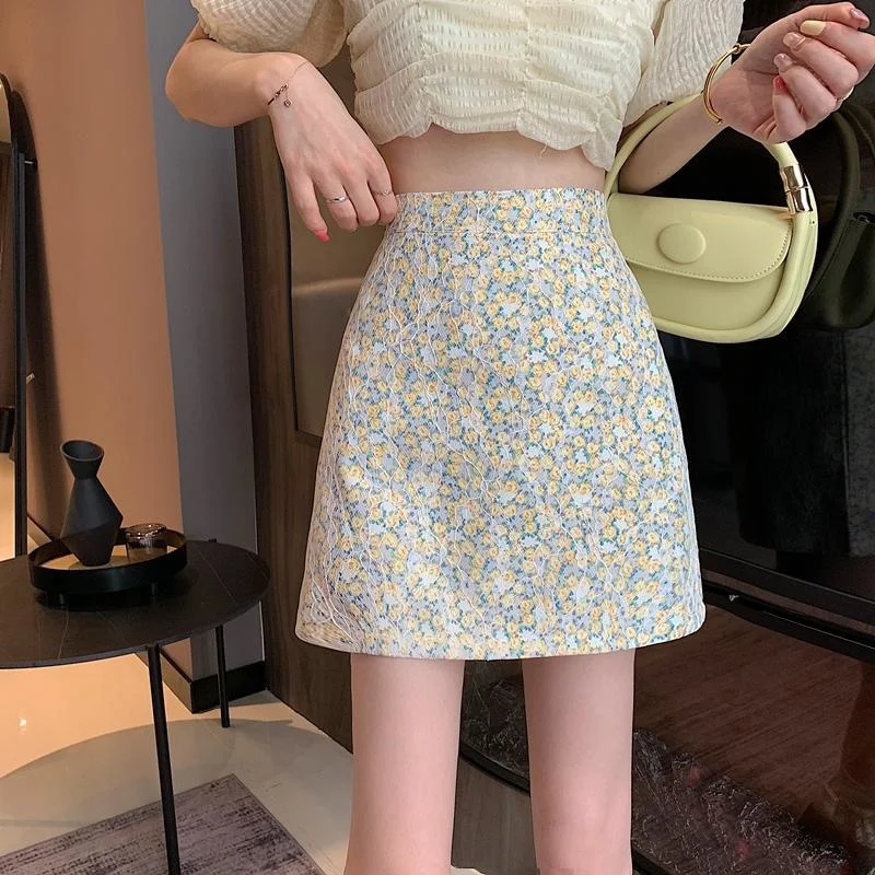 Летняя Маленькая кружевная юбка 2023 женская короткая с высокой талией одежда