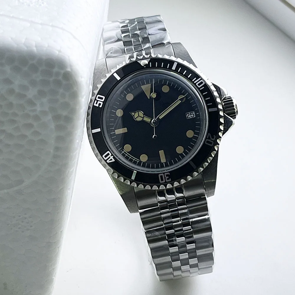 Мужские механические часы с черным циферблатом стальной корпус 39 мм NH35