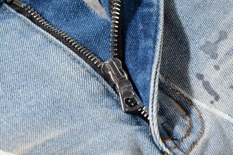 2023 Light Blue Streetwear Pants Men Y2K Destroyed Tie Dye Rivet Patched Skinny Stretch Ripped Slim Fit Denim Jeans Hombres