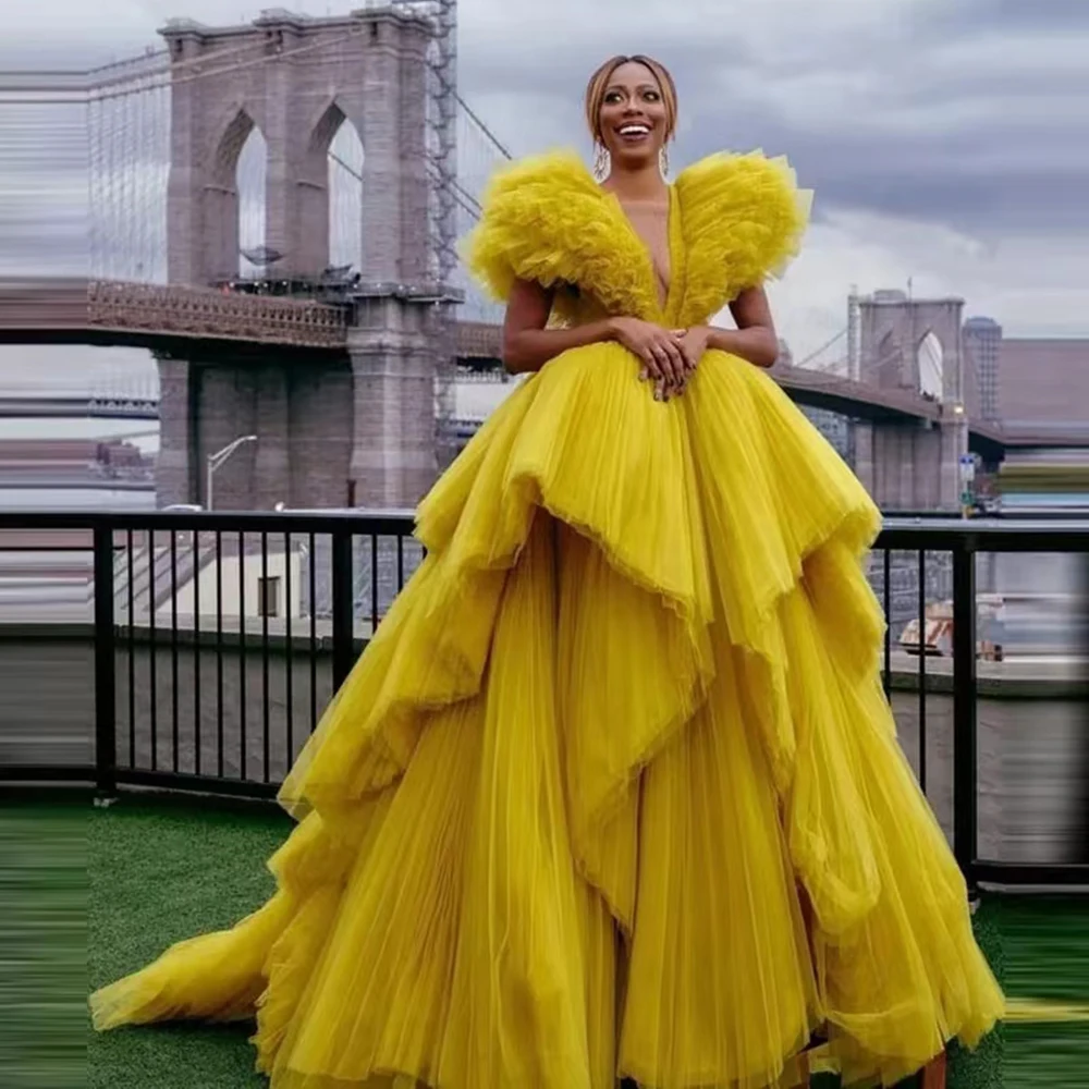 

2022 V-neck Evening Dresses Tulle Ball Gown Ruffles Dresses Yellow Dress Ruffles Fluffly Wedding Dress Long Dress