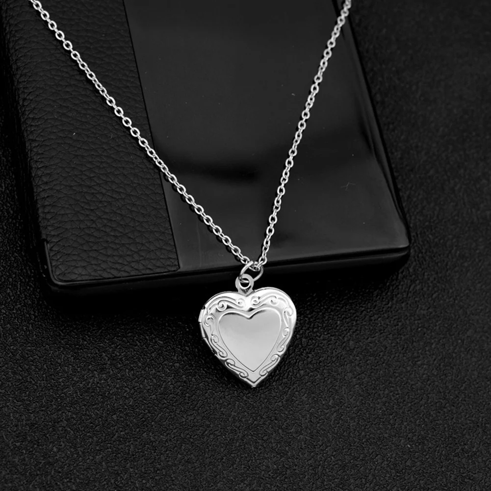 

Unique Carved Design Heart-shaped Photo Frame Pendant Necklace Charm Openable Locket Necklaces Women Men Memorial Jewelry