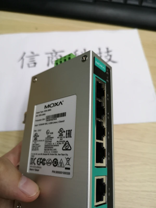 Тайваньский управляемый переключатель MOXA EDS-G508E новый оригинал