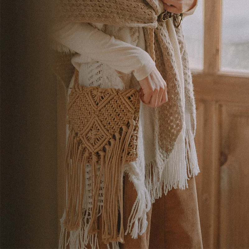 

Tassel Homemade Woven Purses and Handbags Travel Holiday Seaside Messenger Straw Bag Pockets Ethnic Style Retro Beach Purses
