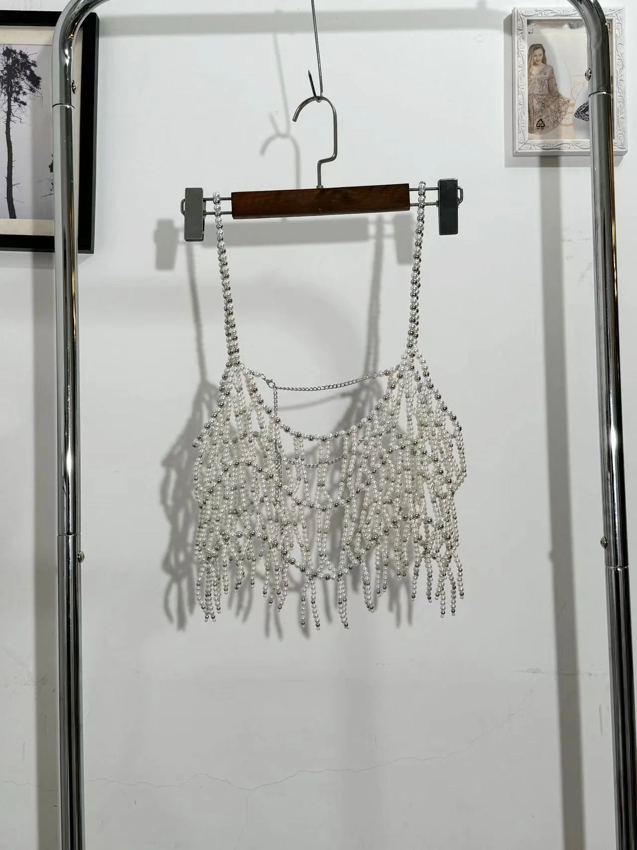 H80 &amp S90 новинка Женский чокер с бисером и кулоном бретельки-фрингеры топ вырезами