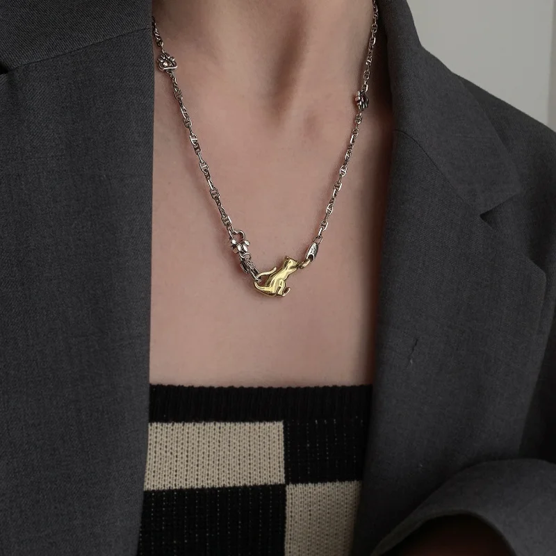 

Fashion Cute Cat Pendant Necklaces For Women Holiday Gift Retro Luxury Zircon Cat Claw Collar Chain Goth Jewelry Accessories