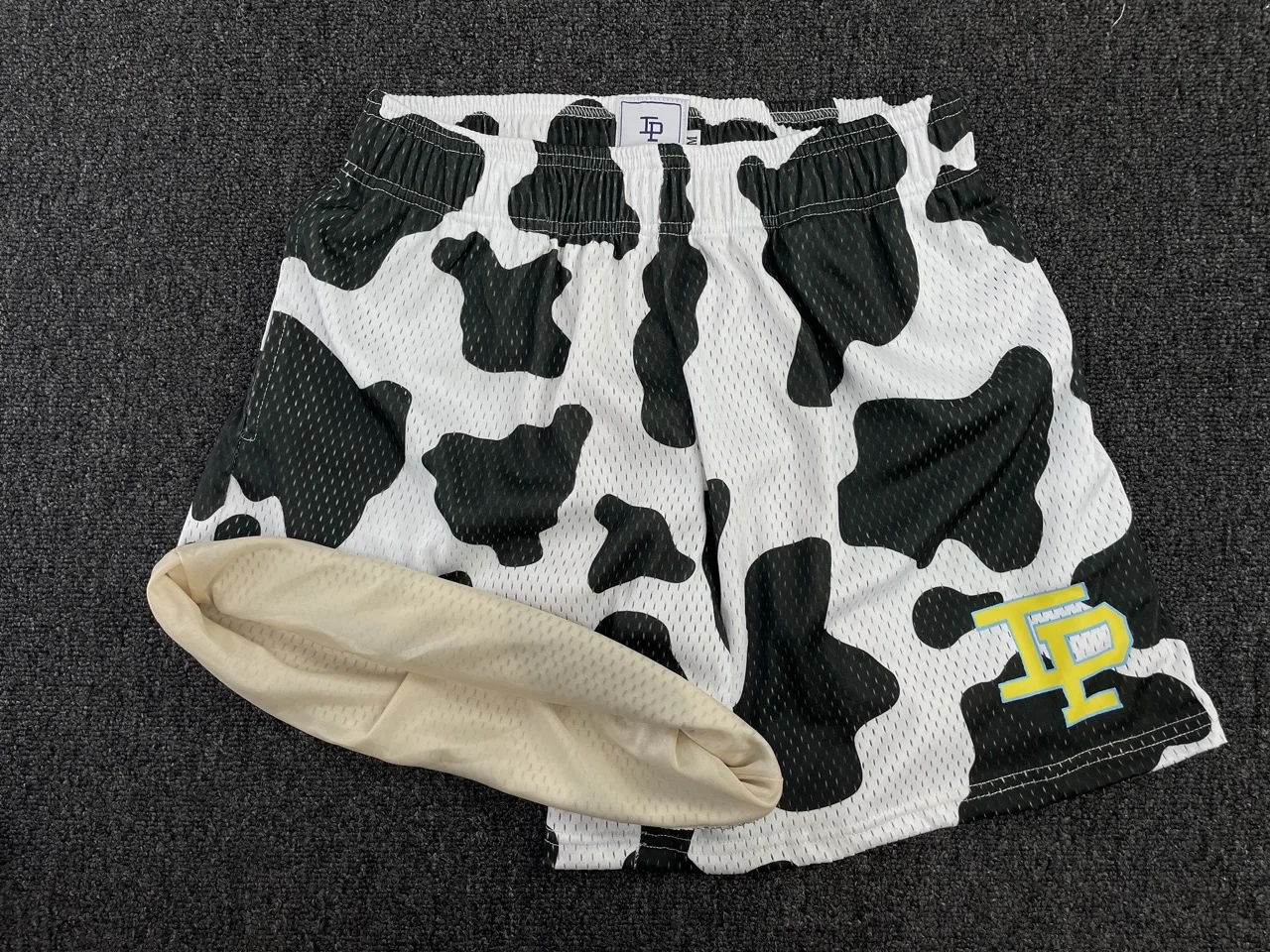 

Inaka Double Mesh Shorts Animal Print Men Women Classic GYM Mesh Shorts Inaka Power Shorts Animal Print With Liner