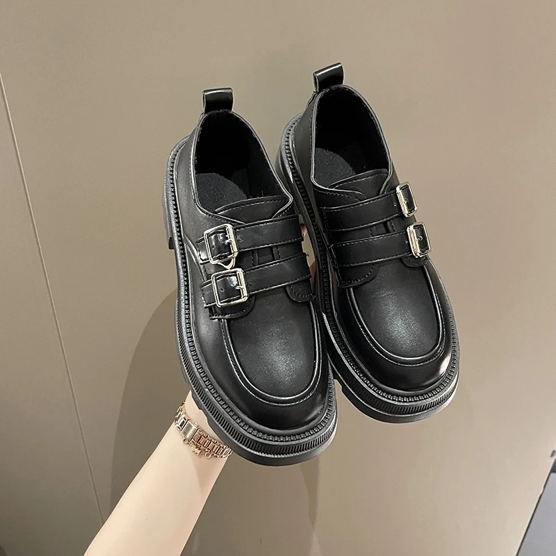 

Pmwrun Thick-soled Loafers Metal Buckle 2022 New Autumn Soft-soled British Style Small Leather Shoes A Pedal Fashion Shiny Shoes
